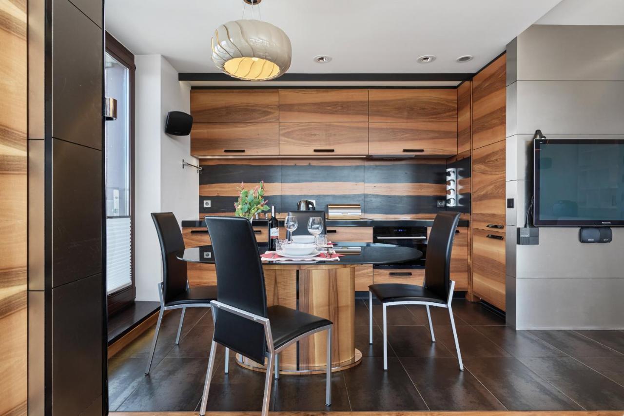 Apartament Luxurious Walonska With Underground Garage By Renters *