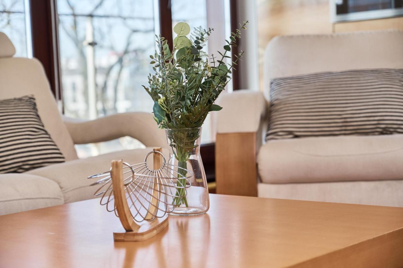 Luxurious Walonska With Underground Garage By Renters Wrocław